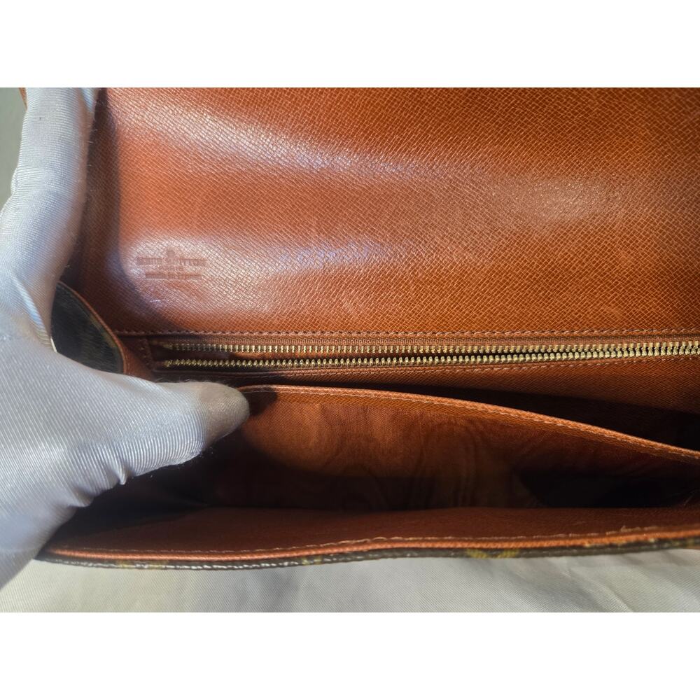 Louis Vuitton Dame GM Pochette Monogram Canvas Clutch Bag Vintage Made in France - Picture 10 of 13